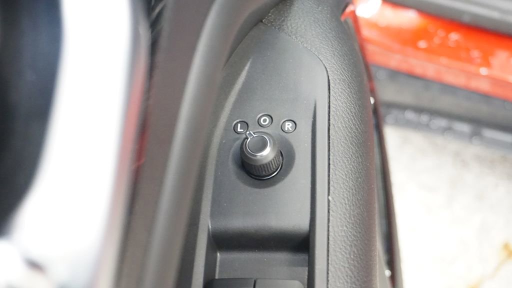 New 2026 Jeep Compass Limited image 34