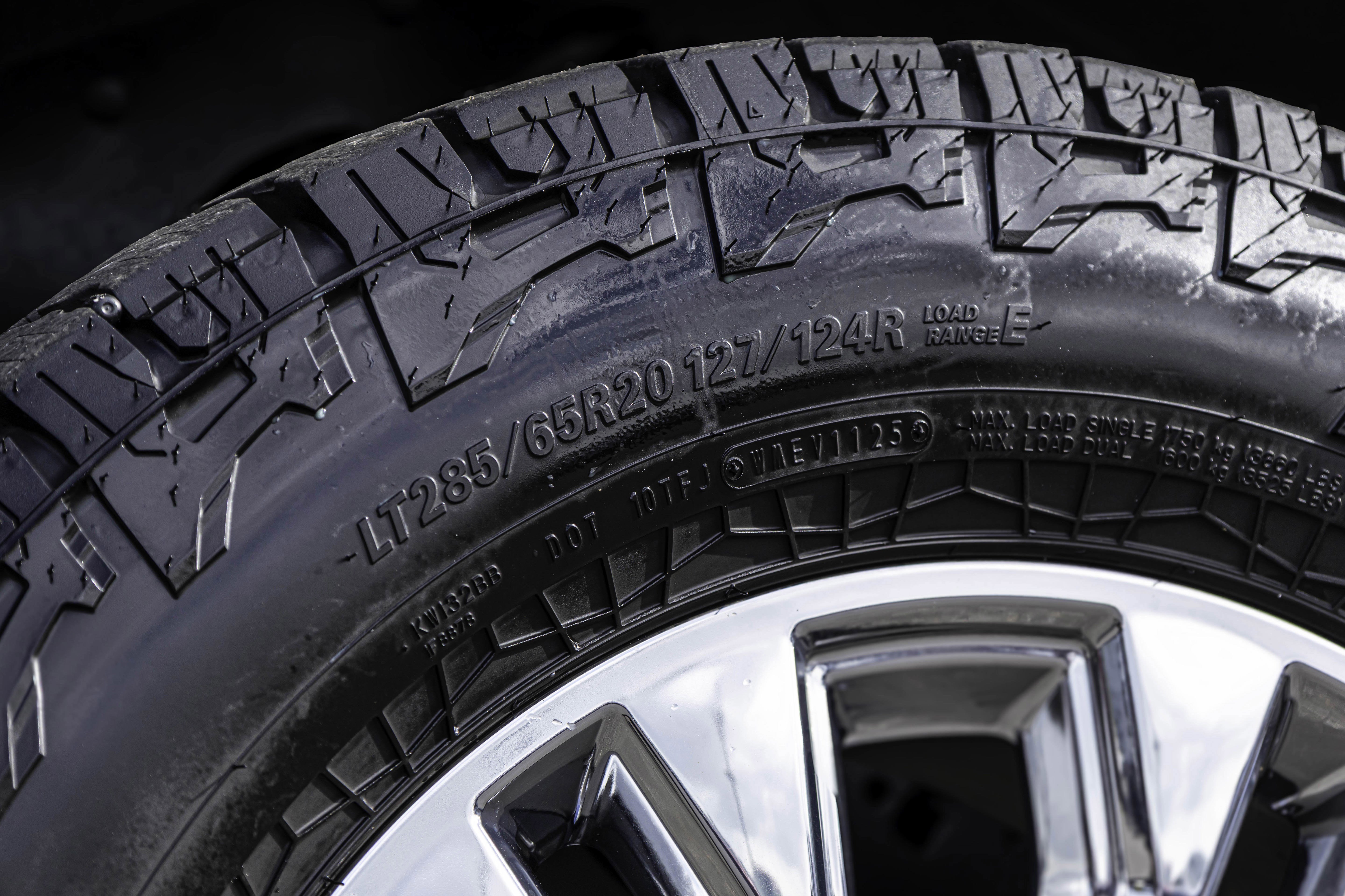 New 2025 Ford F150 Lariat w/ Equipment Group 501A Mid image 16