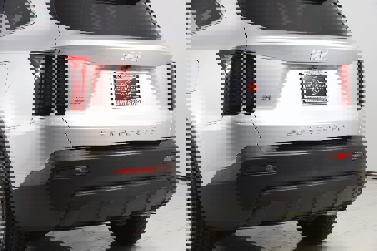 Used 2022 Kia Sorento LX image 21