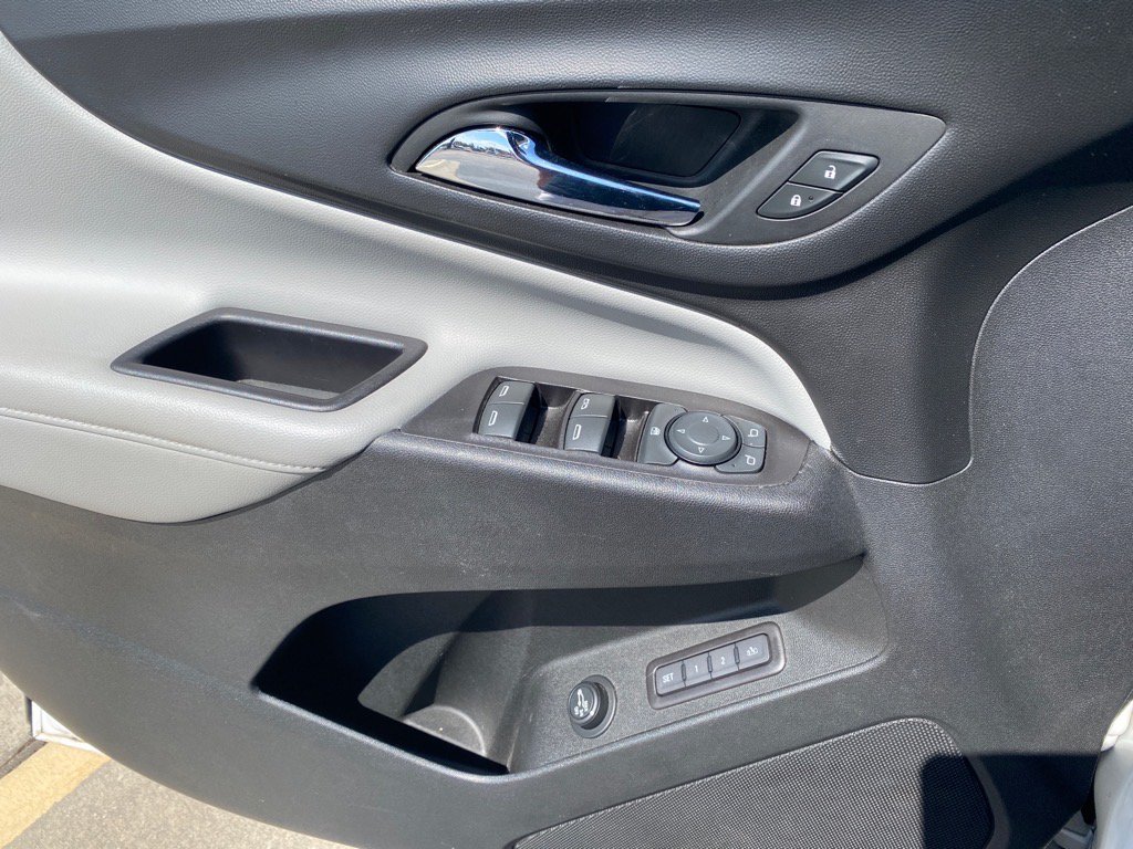 Used 2019 Chevrolet Equinox Premier FWD image 14
