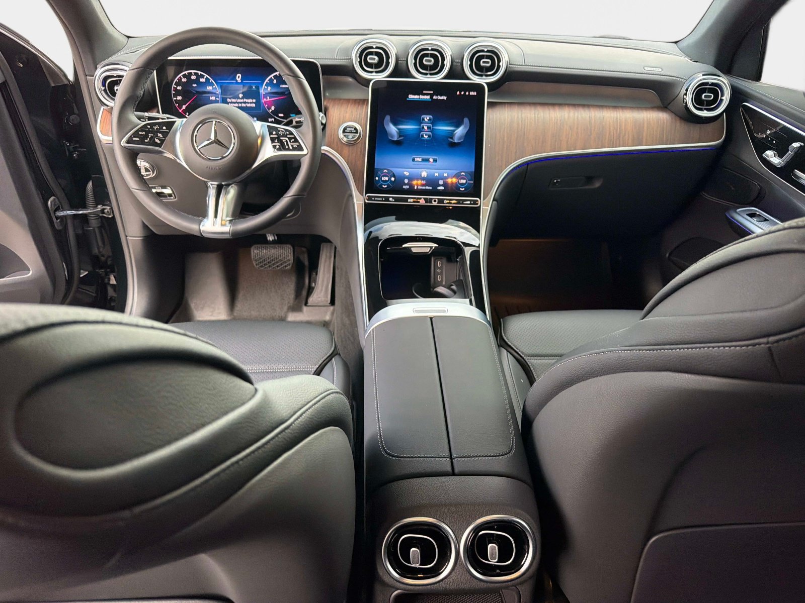 Certified 2026 Mercedes-Benz GLC 300 4MATIC image 17