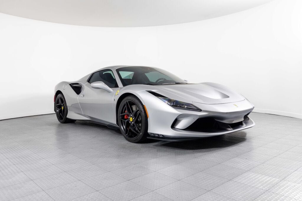 Used 2022 Ferrari F8 Tributo RWD image 73