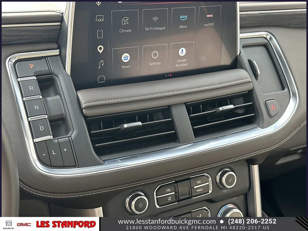 Used 2023 GMC Yukon XL SLT w/ SLT Premium Package AWD/4WD image 33