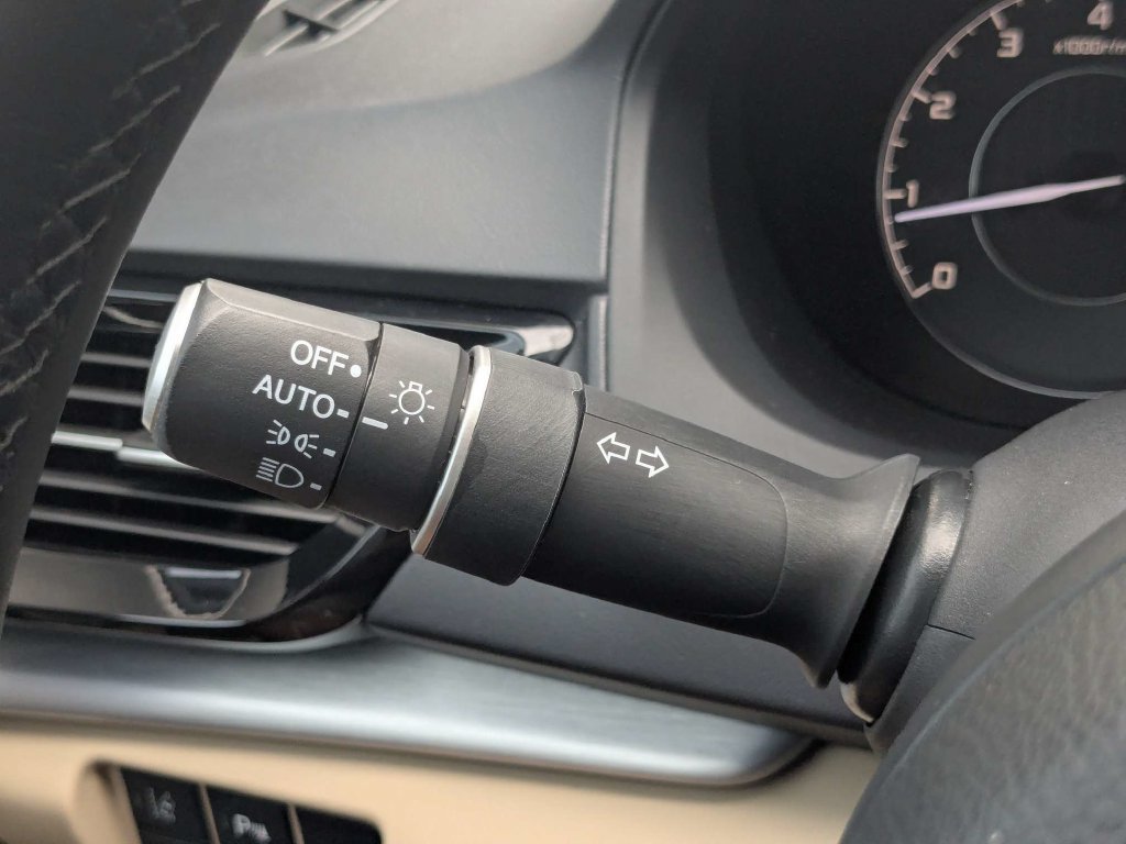 Used 2021 Acura RDX w/ Technology Package FWD image 35