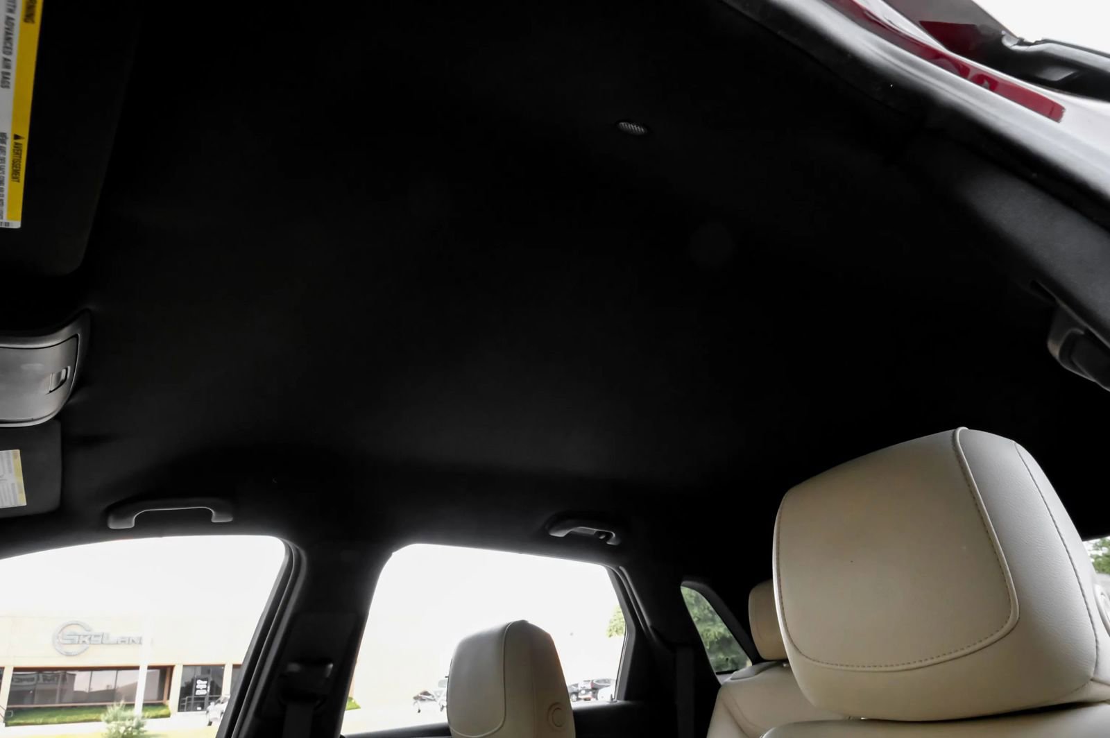 Used 2018 Cadillac XT5 FWD image 36