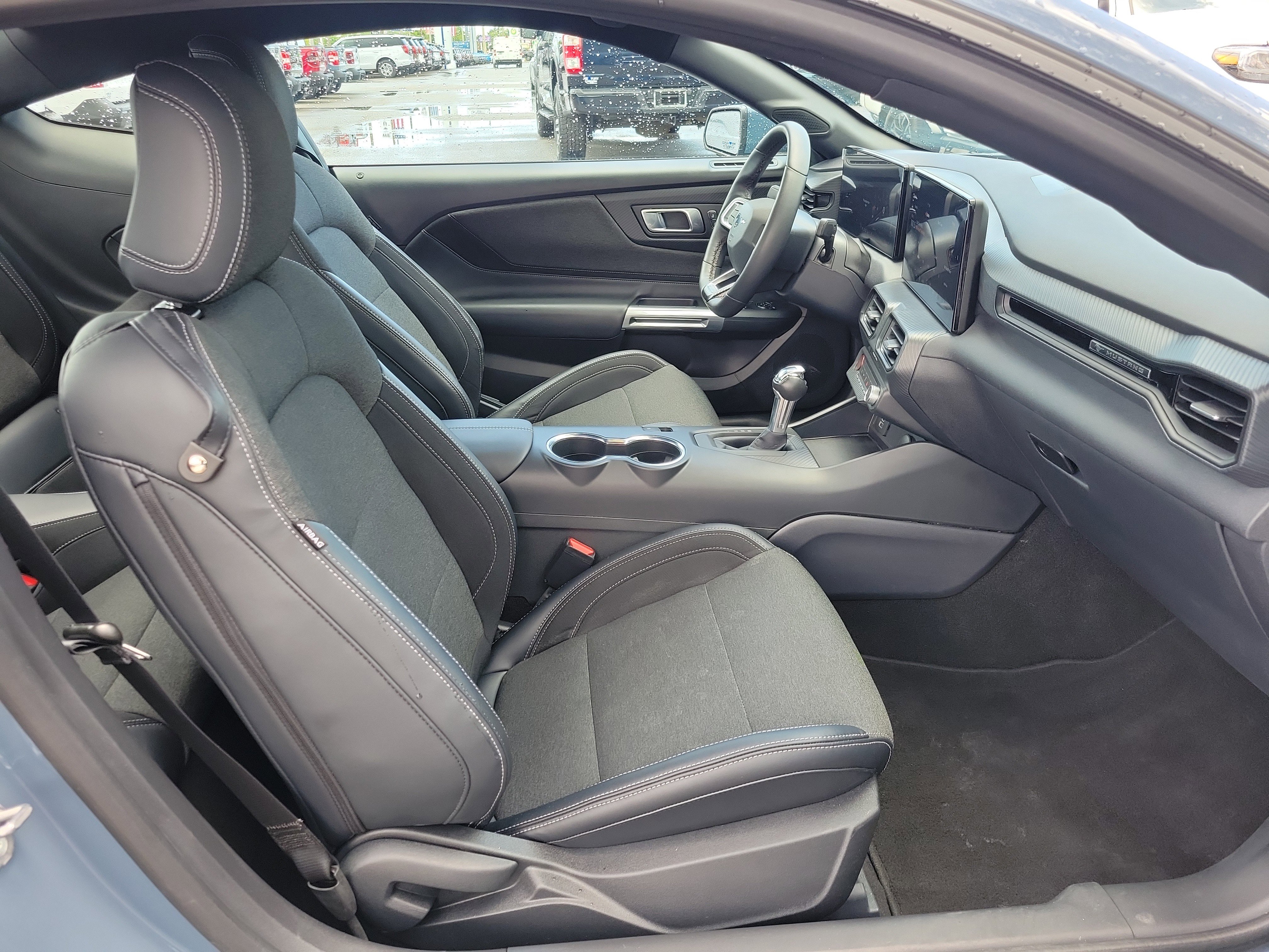 Used 2024 Ford Mustang Coupe RWD image 10