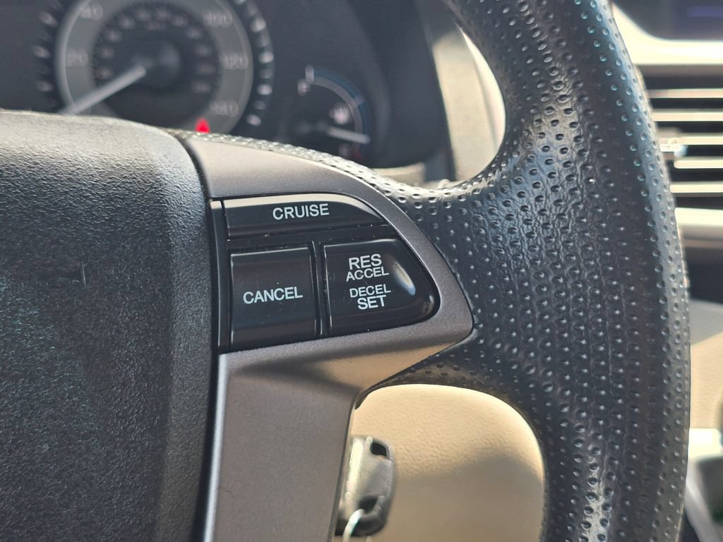 Used 2013 Honda Odyssey EX image 29
