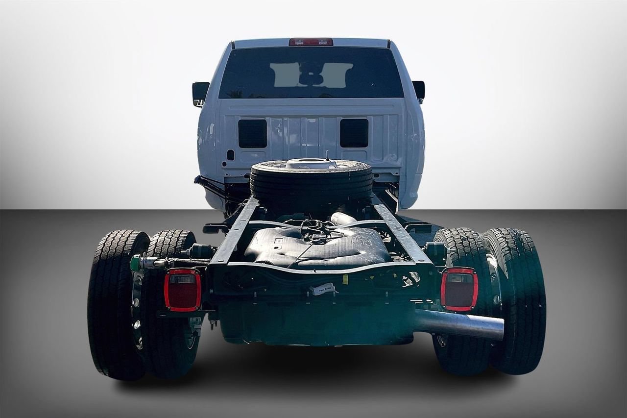 New 2026 RAM 4500 Tradesman w/ Chrome Appearance Group AWD/4WD image 20