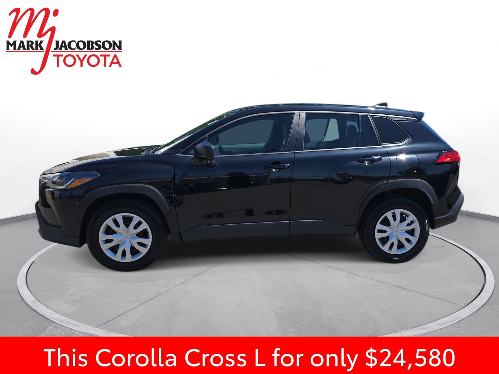 Used 2023 Toyota Corolla Cross L FWD image 14