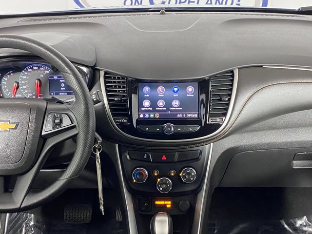 Used 2020 Chevrolet Trax LT AWD/4WD image 18