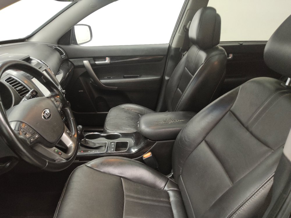 Used 2015 Kia Sorento EX w/ EX V6 Touring Package image 17