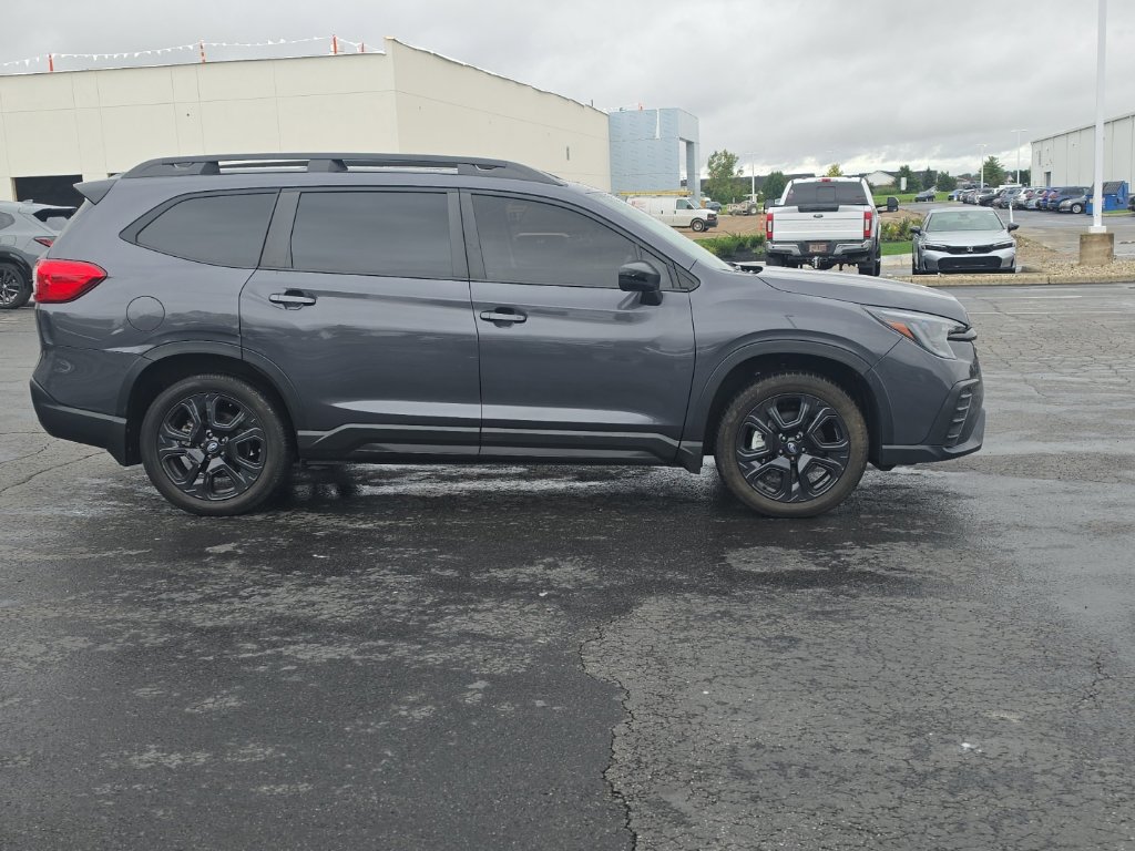 Used 2023 Subaru Ascent Onyx Edition AWD/4WD image 10