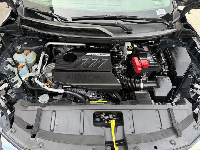 Used 2025 Nissan Rogue SV image 18