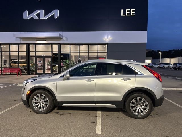 Used 2020 Cadillac XT4 Premium Luxury image 1