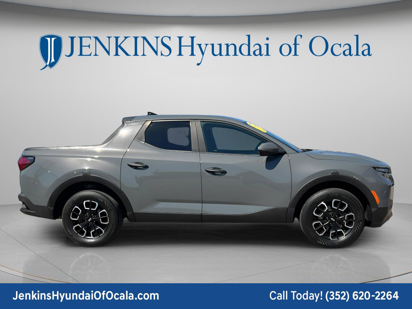 Certified 2022 Hyundai Santa Cruz SEL FWD image 2