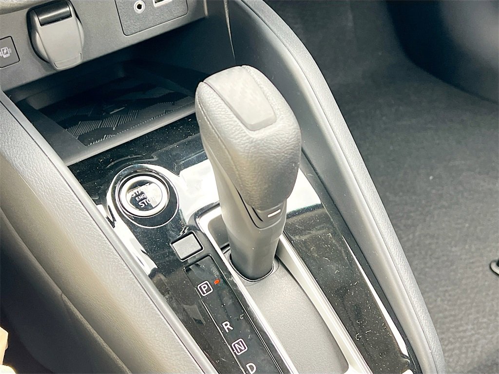 New 2025 Nissan Versa SV image 15