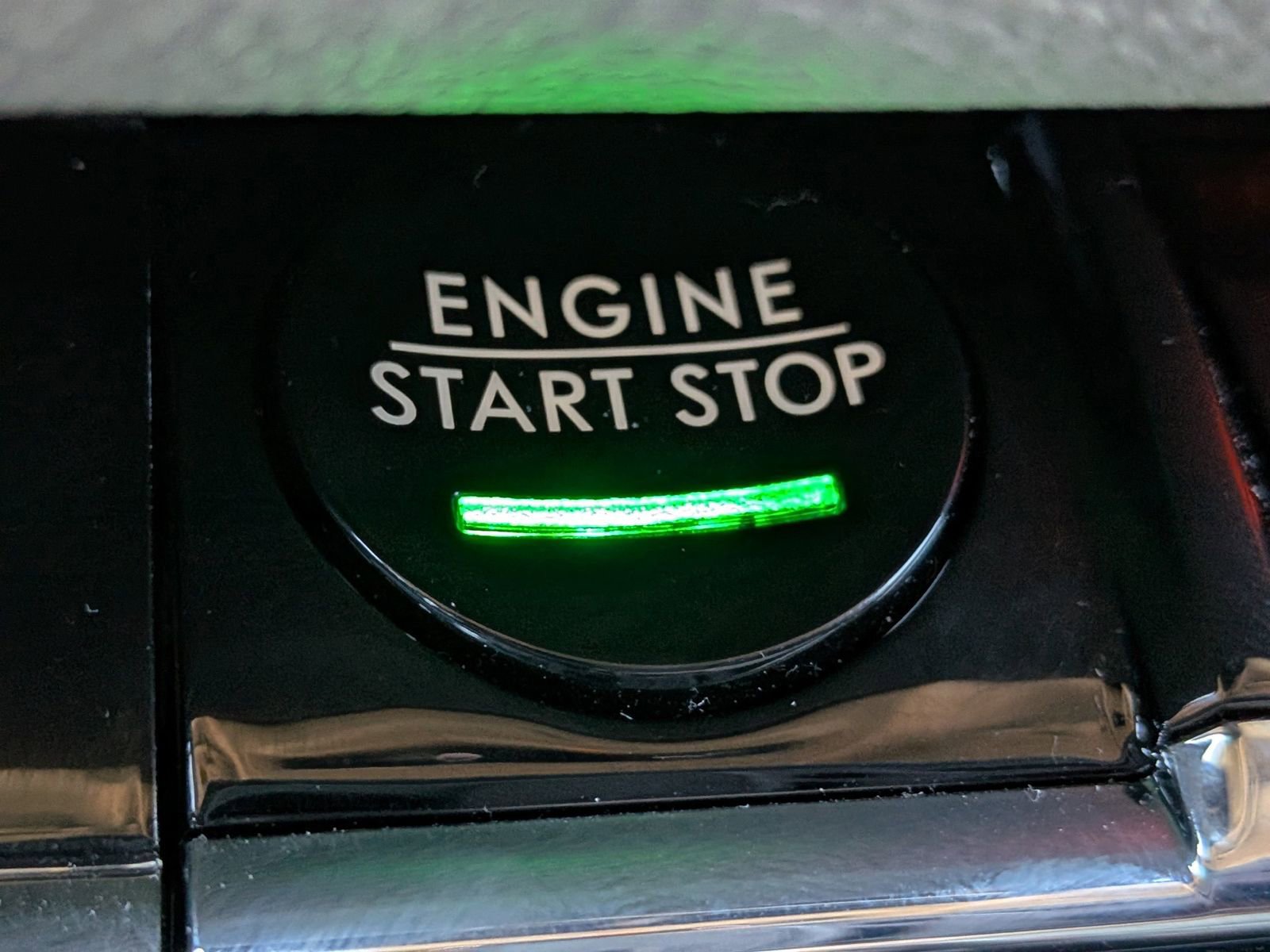 Certified 2025 Lincoln Corsair FWD w/ Equipment Group 101A image 31