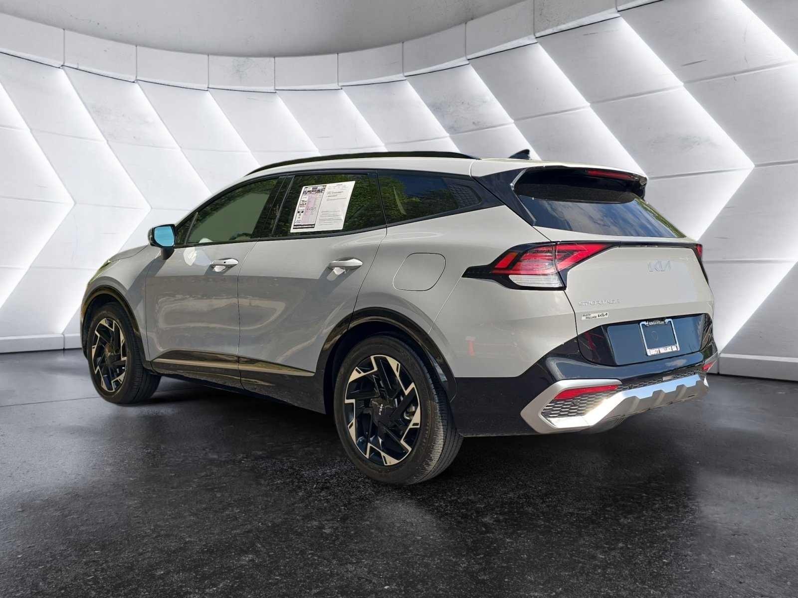 Used 2023 Kia Sportage SX FWD image 3