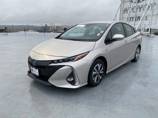 Certified 2017 Toyota Prius Prime Advanced image 5