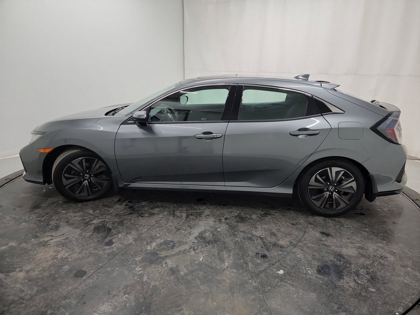 Used 2017 Honda Civic EX image 4
