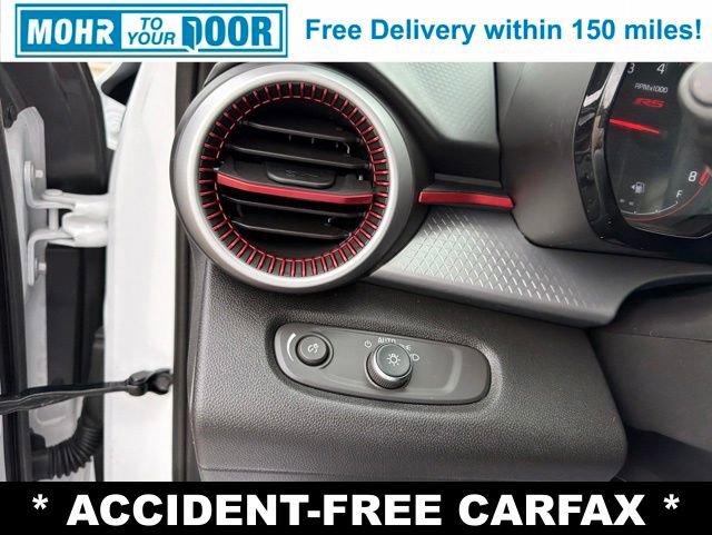 Used 2025 Chevrolet Trax RS w/ Driver Confidence Package FWD image 14