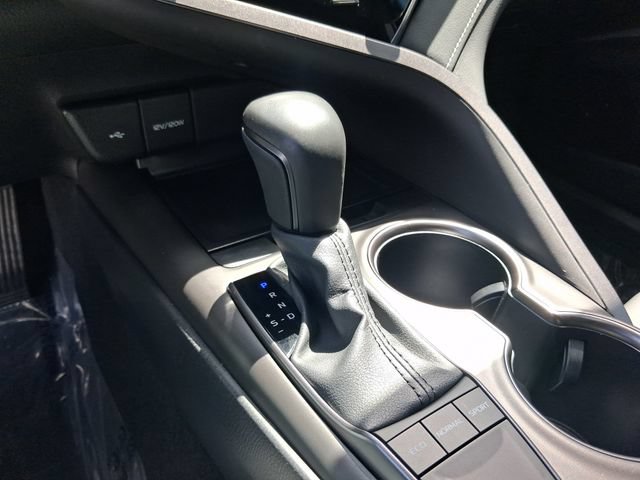 Used 2024 Toyota Camry SE w/ Convenience Package FWD image 20