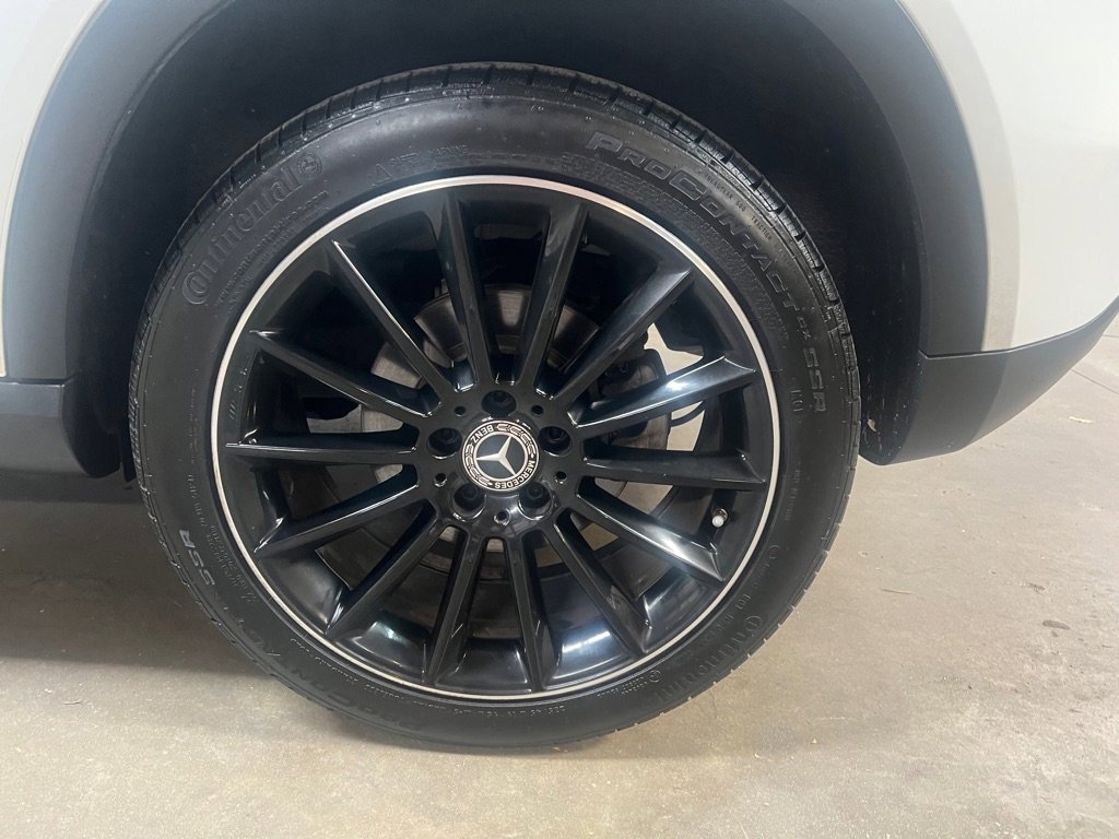 Used 2019 Mercedes-Benz GLA 250 4MATIC image 14