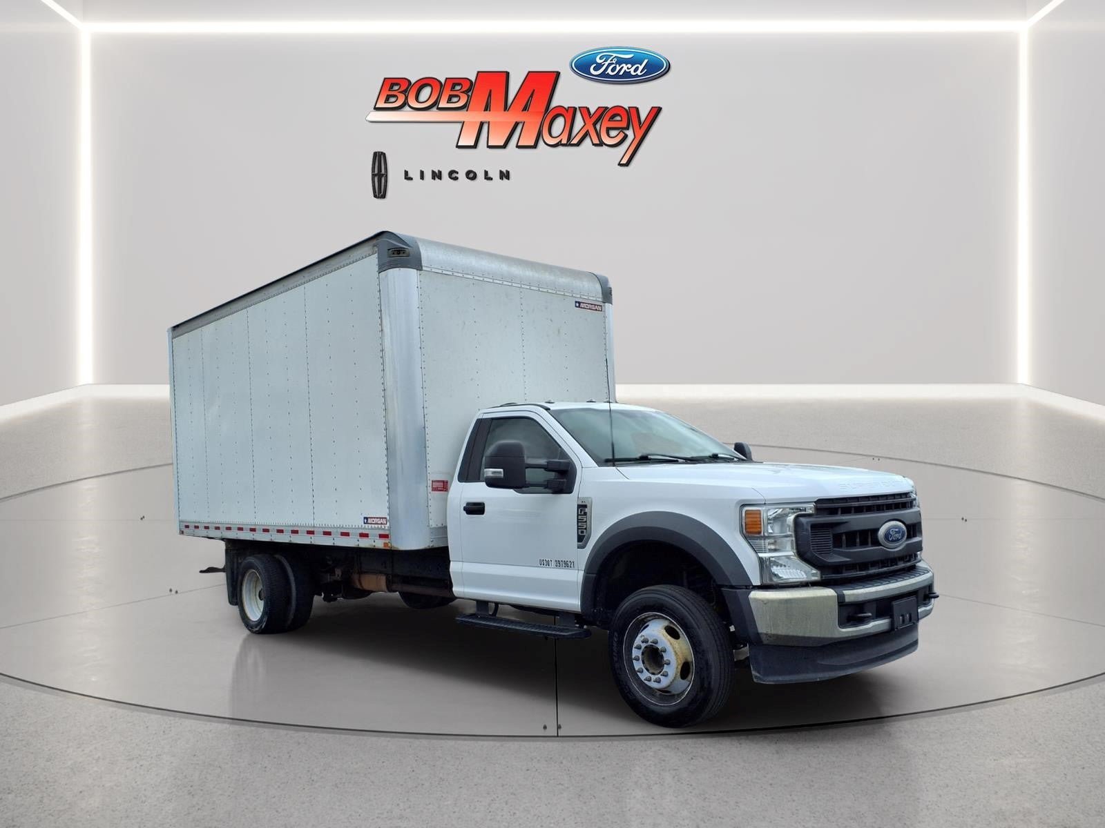 Used 2022 Ford F550 Luxury RWD image 3