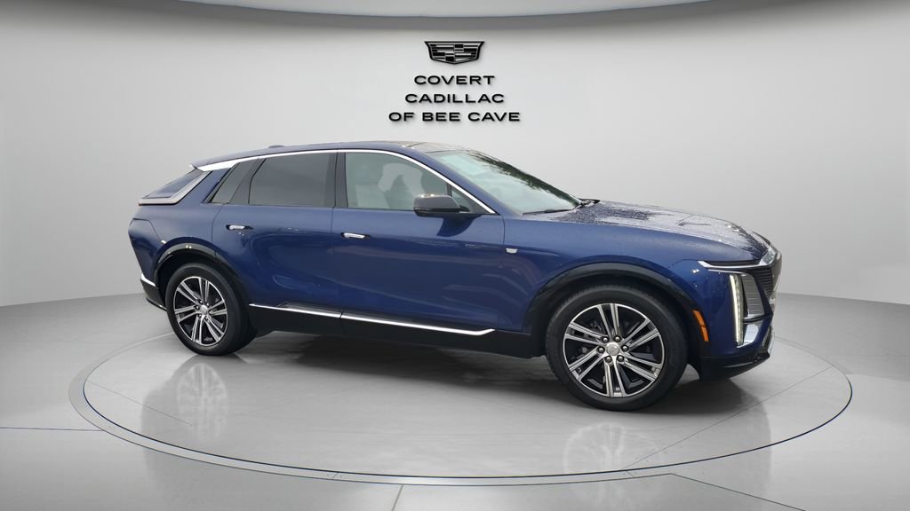 Certified 2024 Cadillac Lyriq Luxury image 12