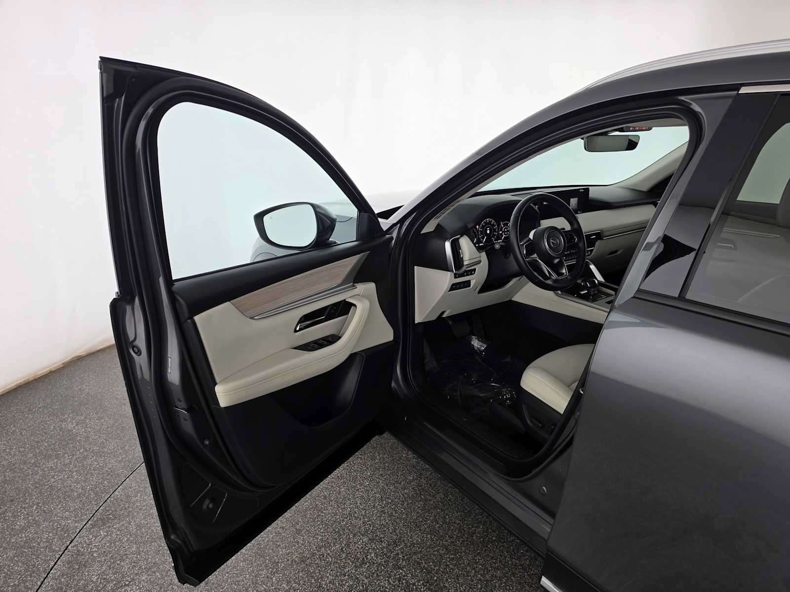 Used 2024 MAZDA CX-90 Plug-In Hybrid w/ Premium Plus AWD/4WD image 21