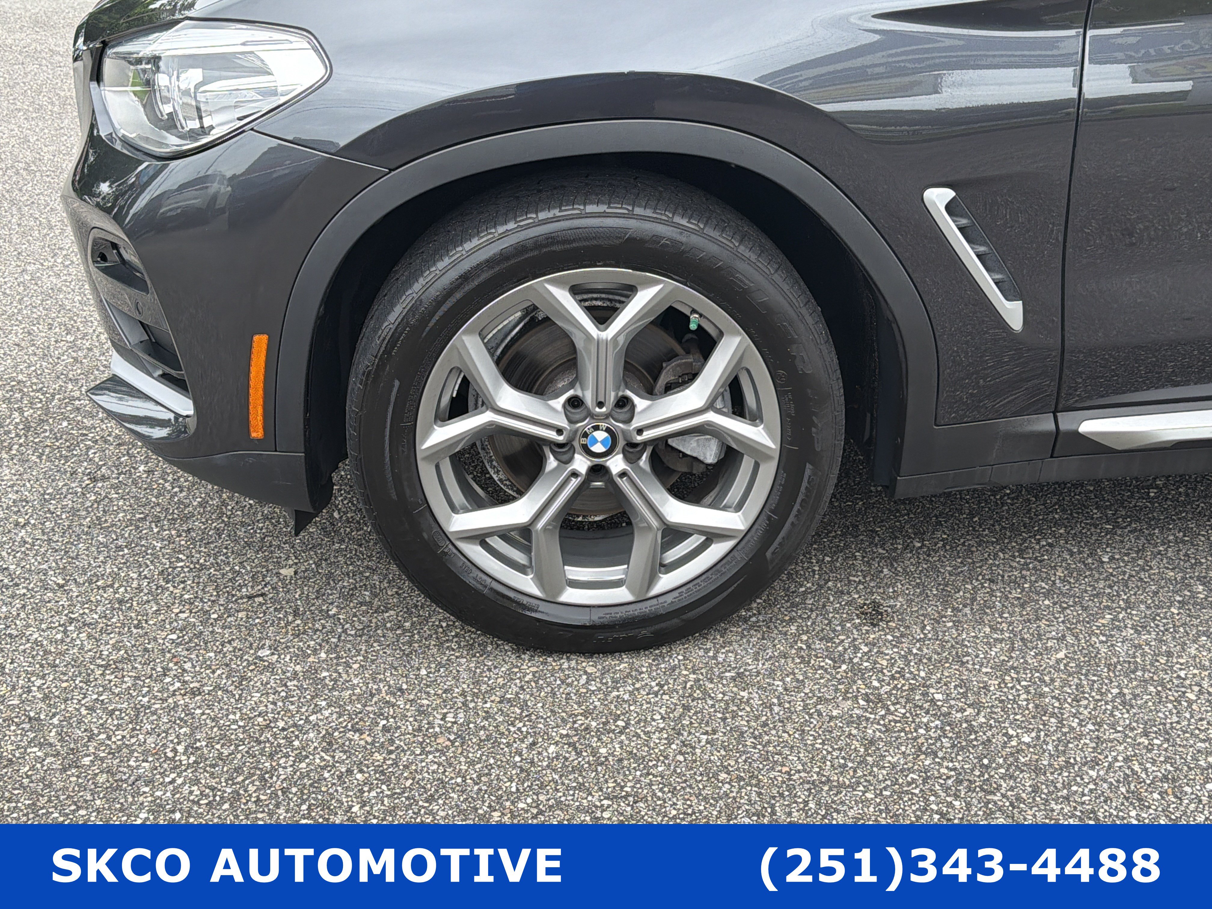 Used 2021 BMW X4 xDrive30i w/ Convenience Package AWD/4WD image 9