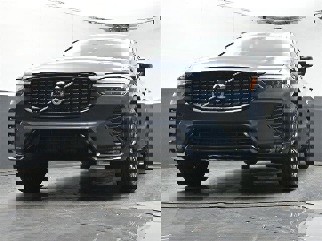 New 2025 Volvo XC60 B5 Core image 34