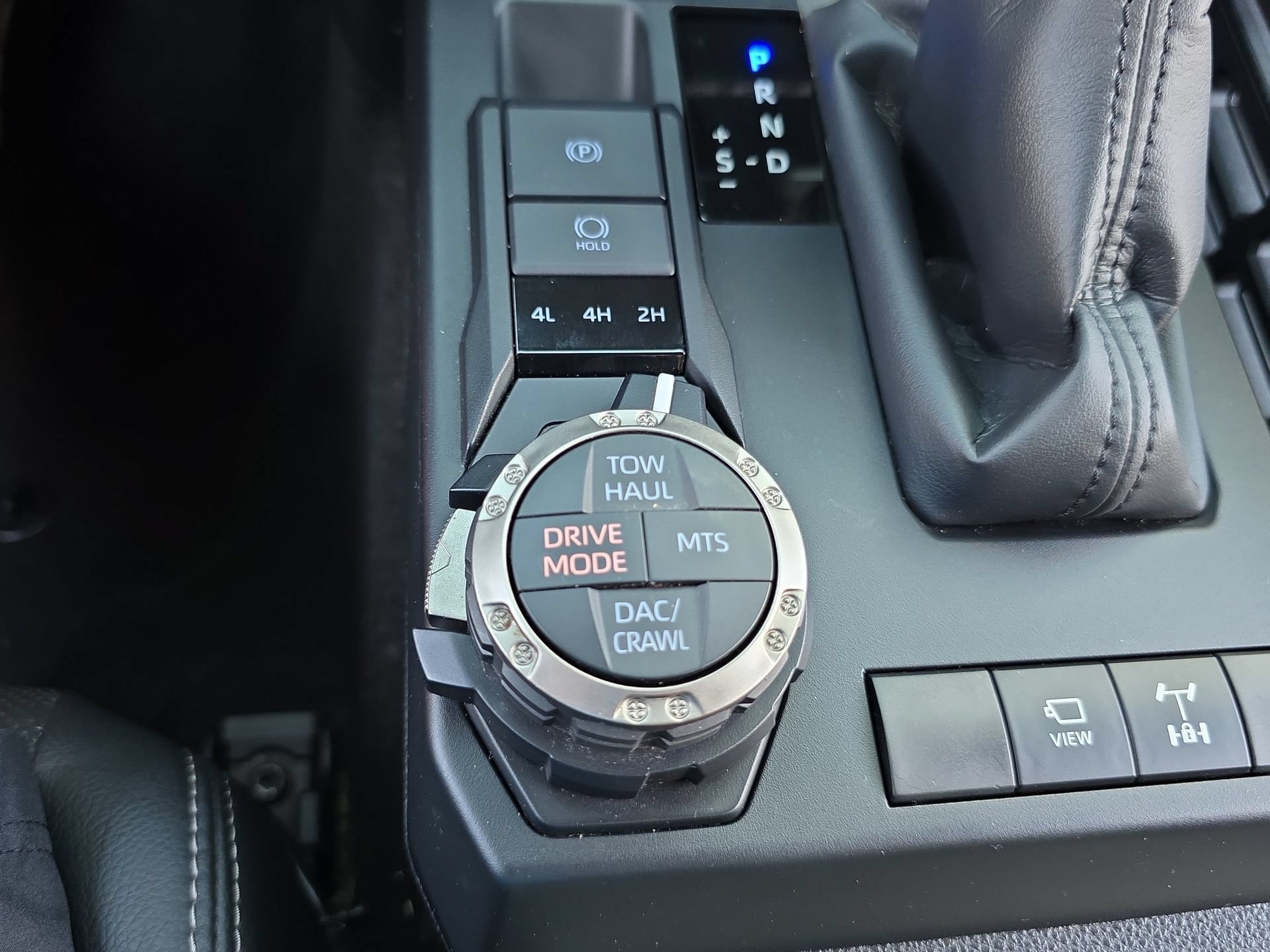 Used 2025 Toyota 4Runner TRD Off-Road Premium AWD/4WD image 25
