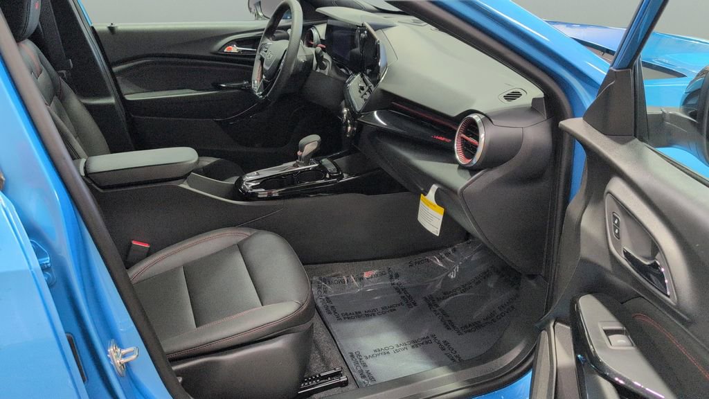 New 2026 Chevrolet Trax RS w/ Driver Confidence Package FWD image 22