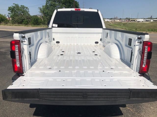 New 2025 Ford F350 Lariat w/ Lariat Ultimate Package image 17