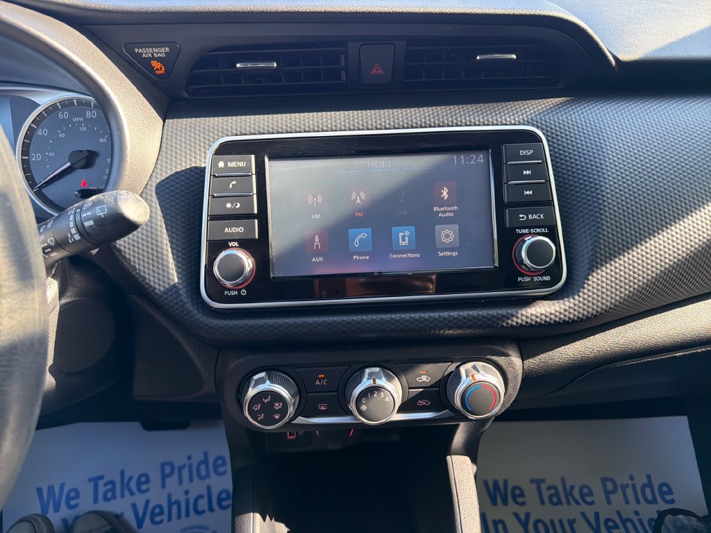 Certified 2023 Nissan Kicks S FWD image 19