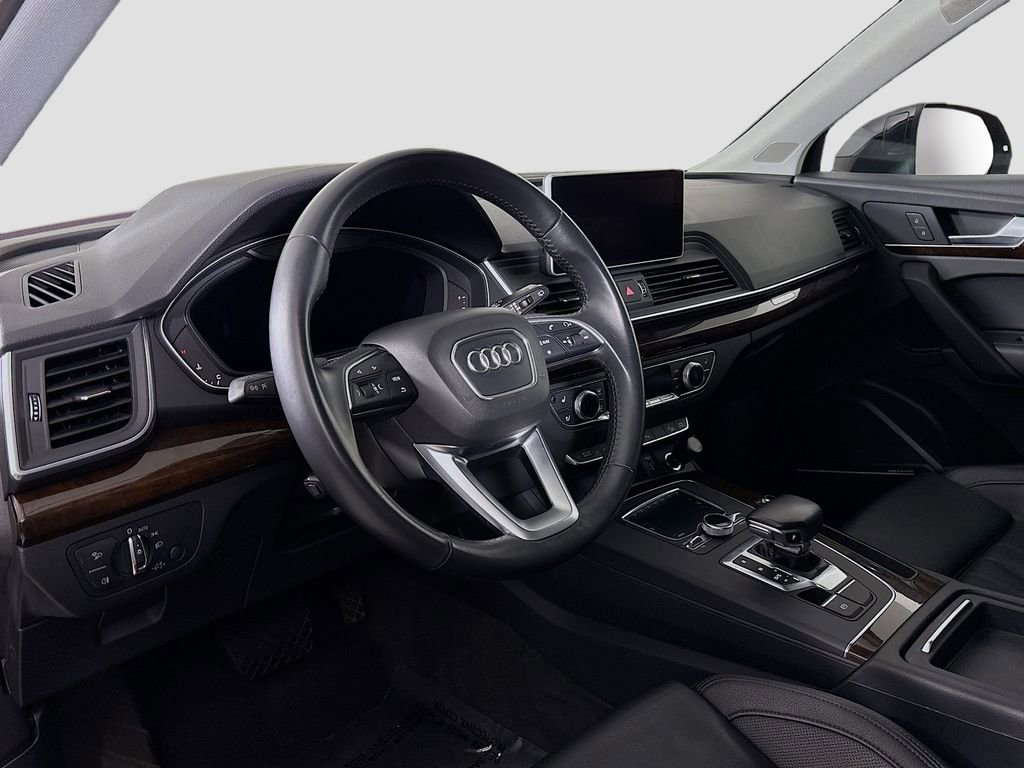 Used 2018 Audi Q5 2.0T Premium Plus w/ Premium Plus Package AWD/4WD image 10