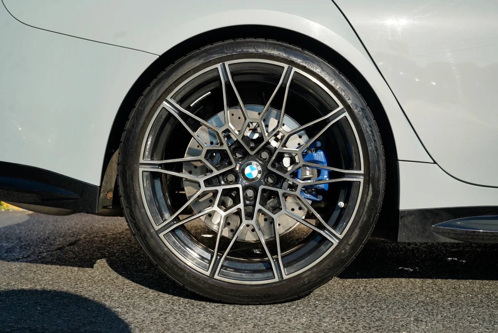 Used 2021 BMW M3 Competition w/ M Carbon Exterior Package RWD image 28