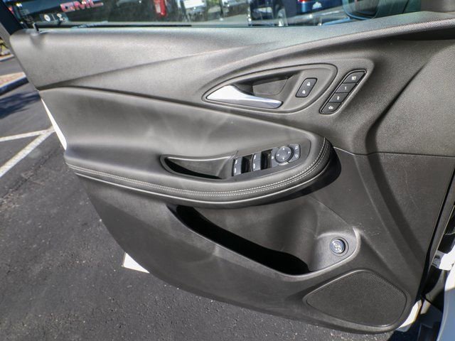 Certified 2023 Buick Encore GX Essence w/ Experience Buick Package image 12