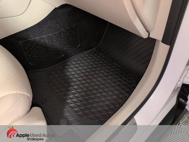 Used 2018 Mercedes-Benz GLC 300 4MATIC image 47