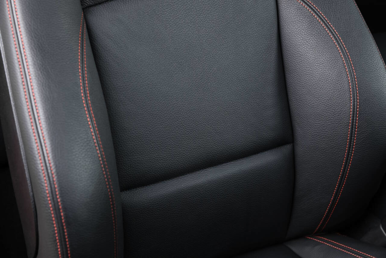 Used 2011 BMW 1 Series M image 80