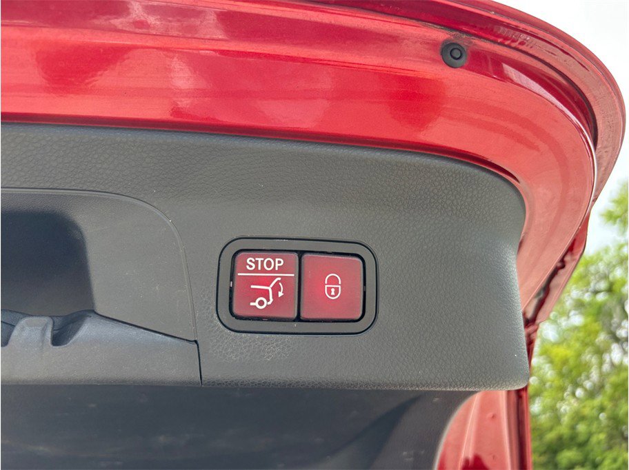 Used 2019 Mercedes-Benz GLC 300 4MATIC Coupe w/ Parking Assist Package image 49