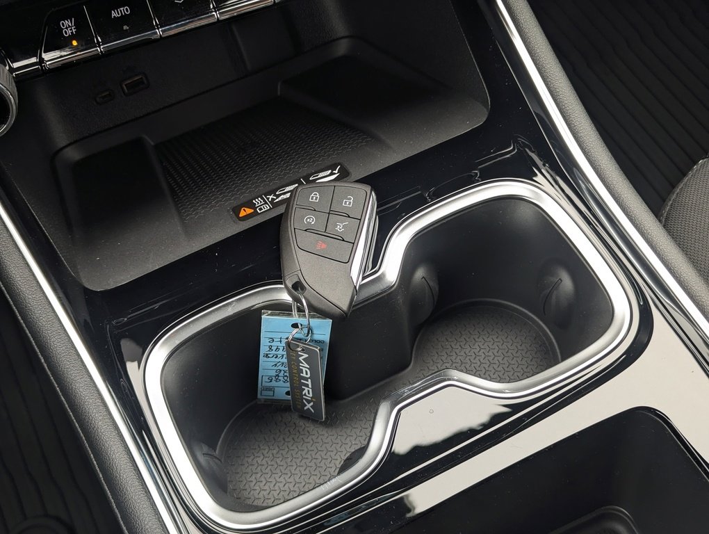 New 2026 Chevrolet Traverse LT w/ LPO, Floor Liner Package image 26