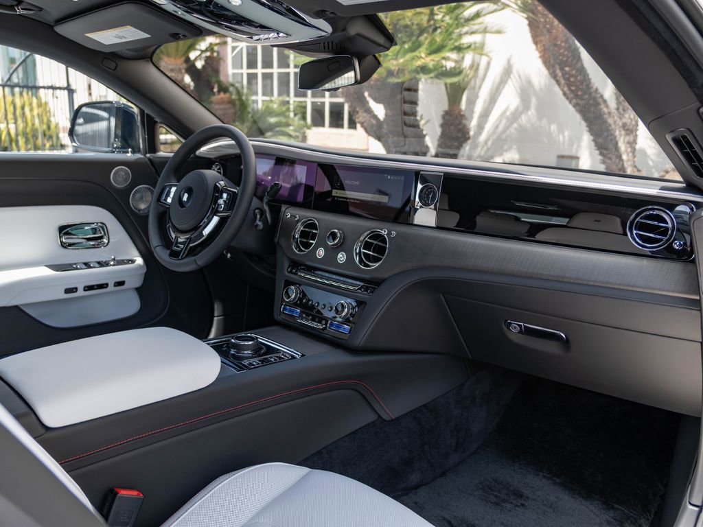 New 2026 Rolls-Royce Spectre image 17
