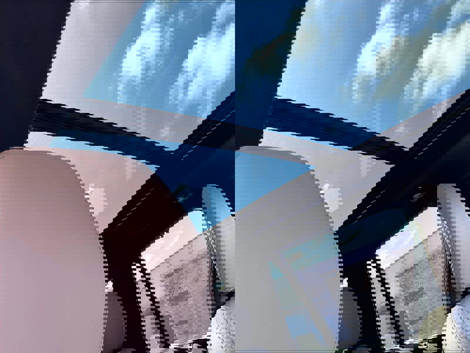 New 2026 Volvo XC90 T8 Ultra w/ Lounge Package image 30