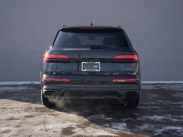 Certified 2025 Audi Q7 2.0T Premium w/ Convenience Plus Package image 6