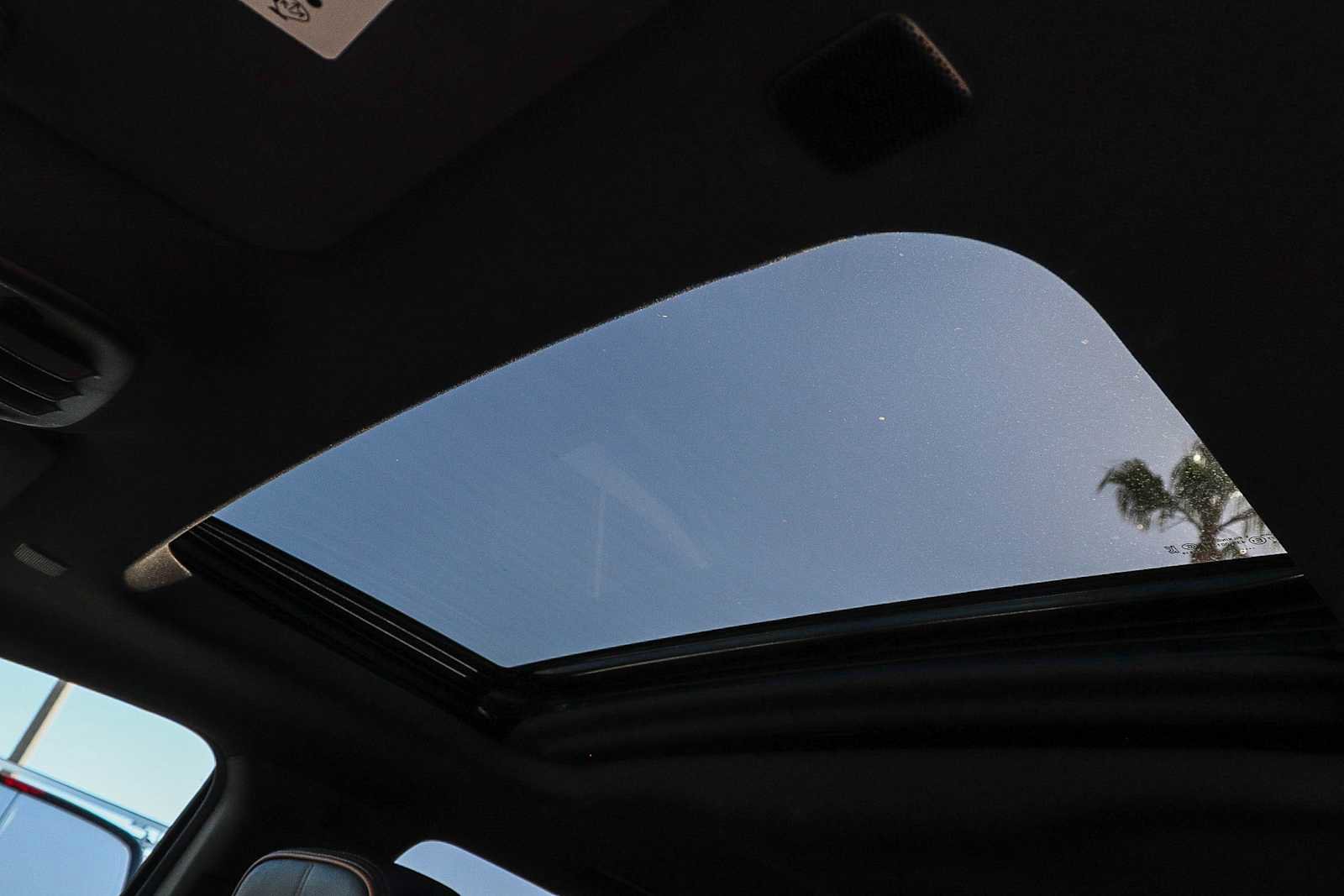 Used 2023 GMC Canyon AT4 w/ AT4 Premium Package image 31