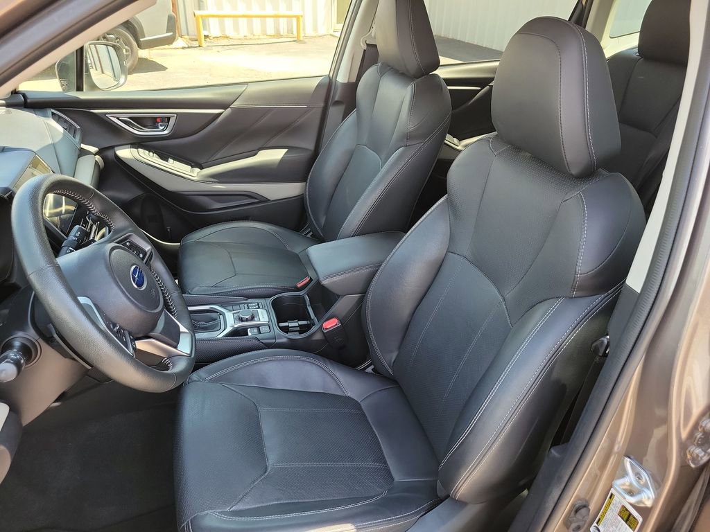 Used 2024 Subaru Forester Limited AWD/4WD image 16