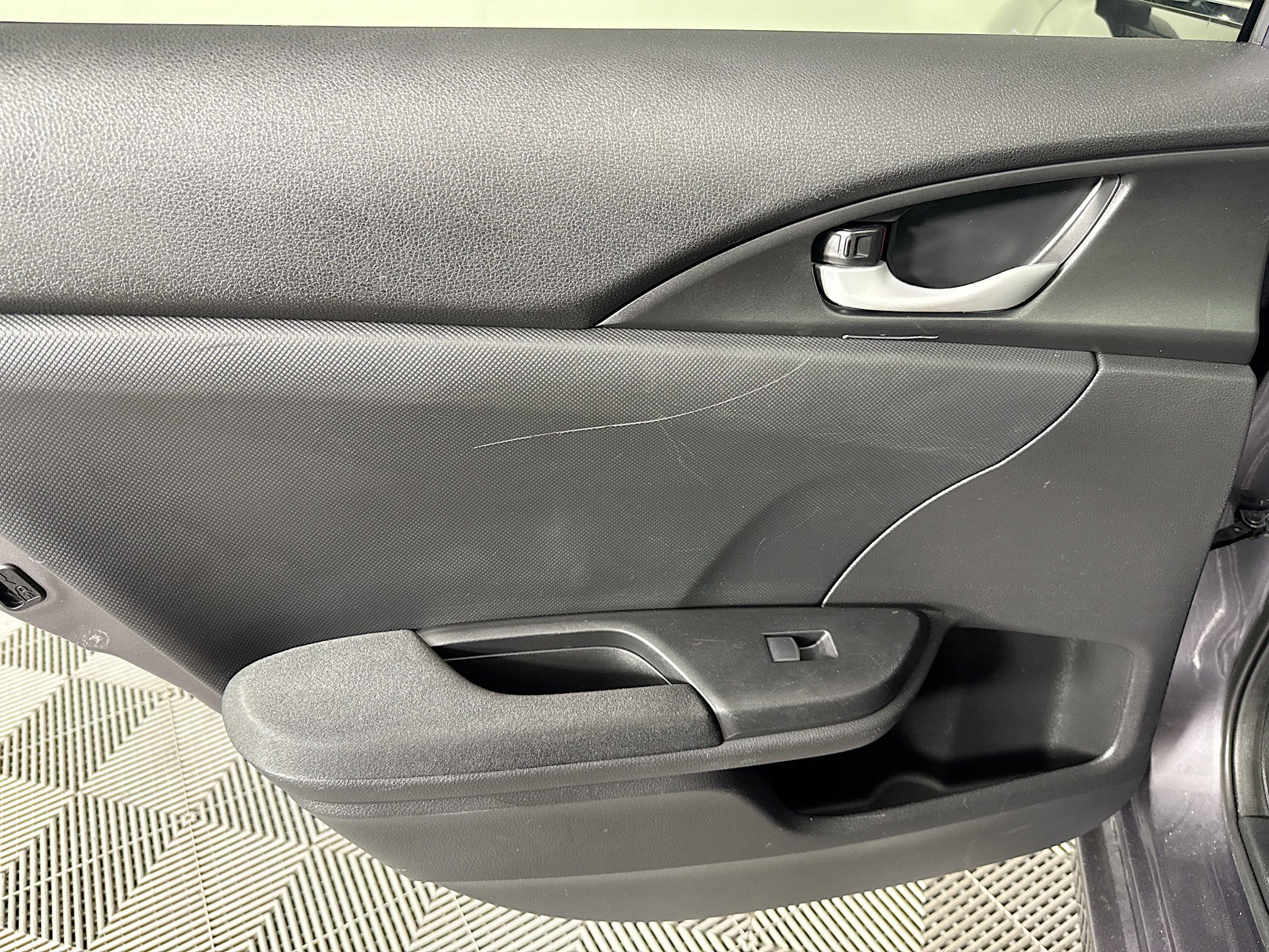 Used 2021 Honda Insight EX image 25