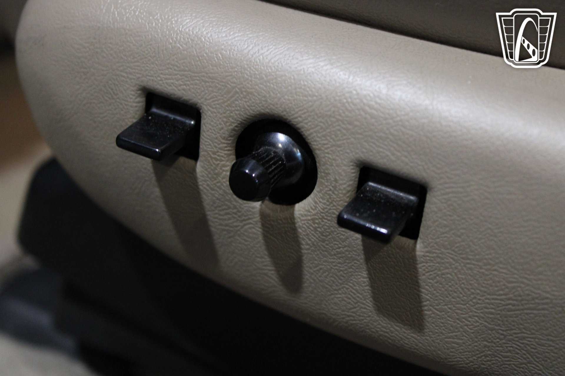 Used 1997 Chevrolet Camaro Z28 w/ Preferred Equipment Group 2 RWD image 33